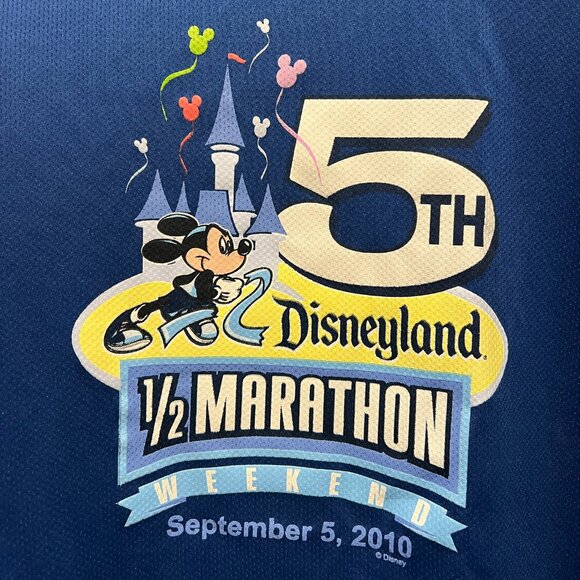 Run Disney 1/2 Marathon 2010 shirt - Picture 1 of 5